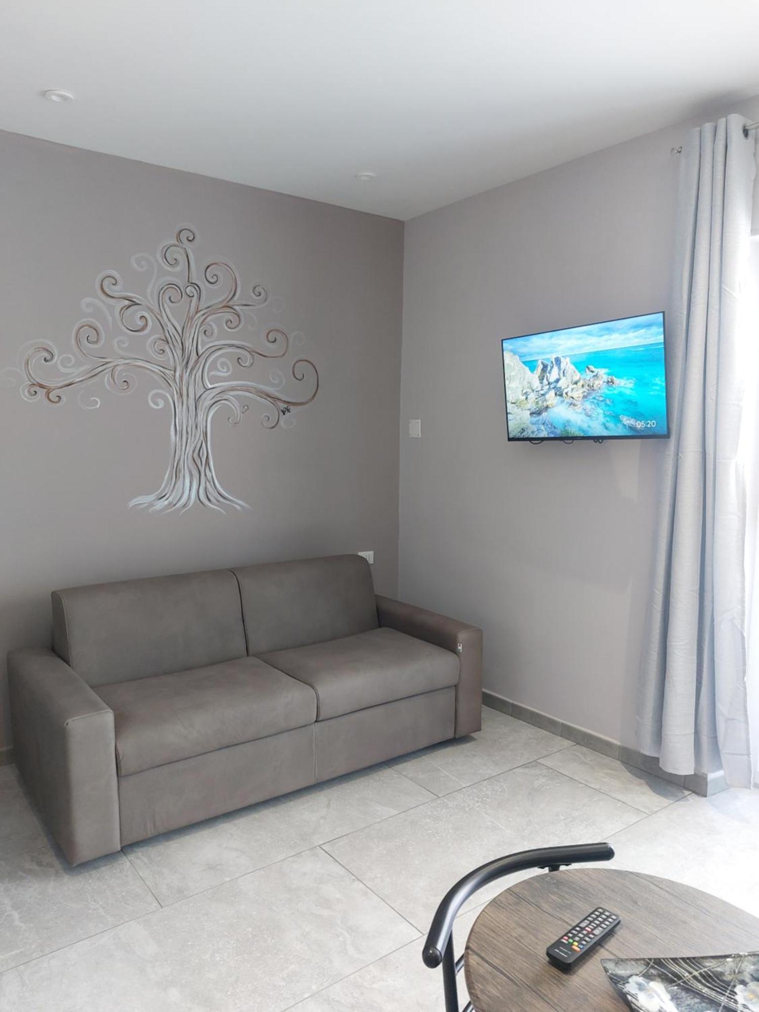Fede'S Home Airport Фиумичино Екстериор снимка